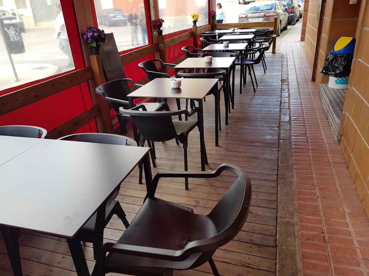 Hostal El Busto Teruel Bagian luar foto
